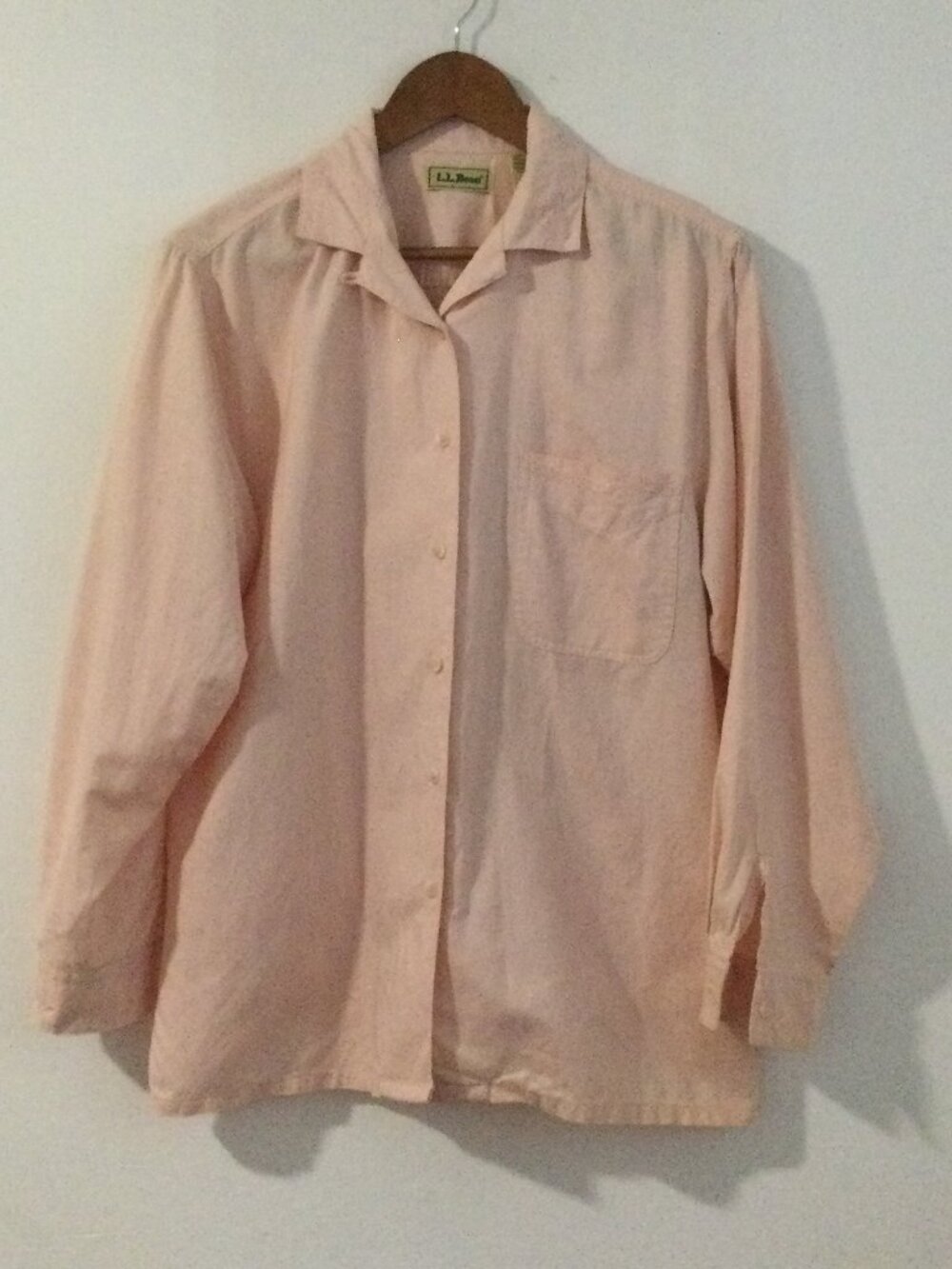 Vintage L.L. Bean Linen/Cotton blend pale pink oversized button-down shirt Sz 8